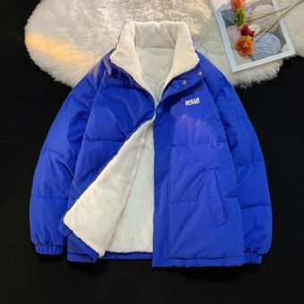 Omkeerbaar elektrisch blauw jack voor heren. Goede kwaliteit en zeer comfortabel.