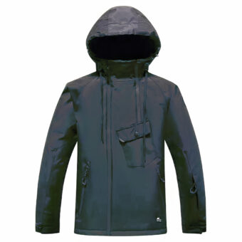 Warme zwarte ski-jas op een witte achtergrond.