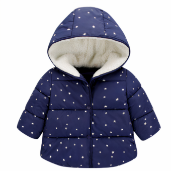 Een mooie donkerblauwe donsjas met een witte fleece voering en zilveren sterren.