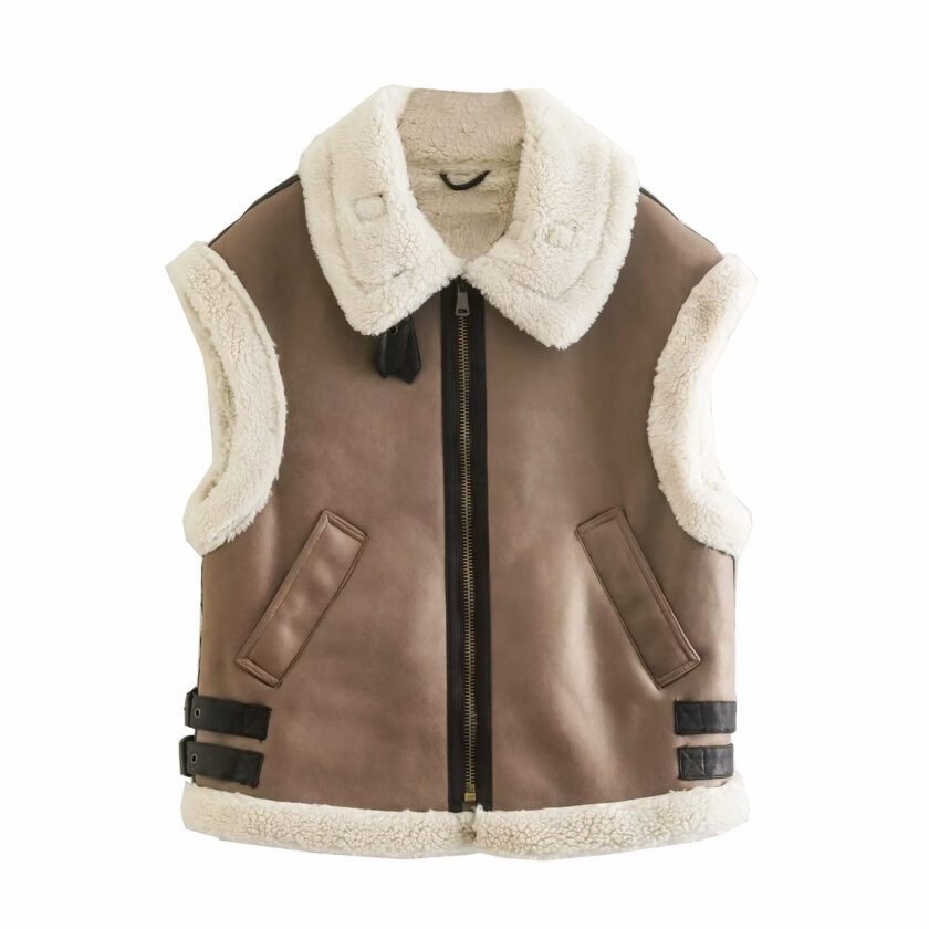 Mouwloos donsjack van bruin imitatiebont.