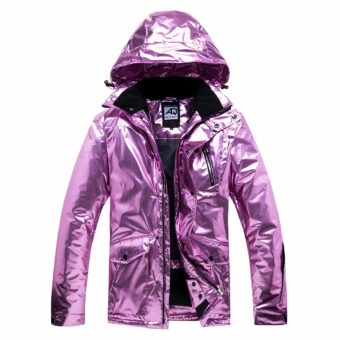 Glimmend paars donsjack met capuchon op