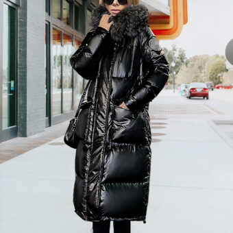 Zwart glanzend halflang jack voor dames